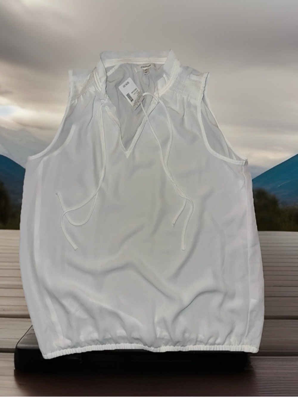 Maurices White Sleeveless Tie-Neck Camisole
